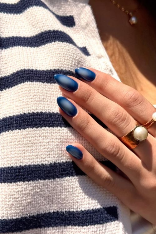 blue nails