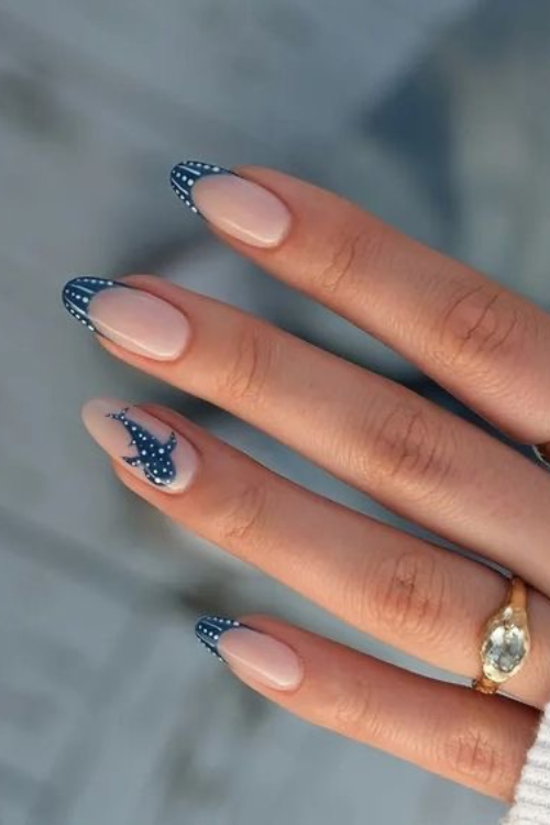 blue nails
