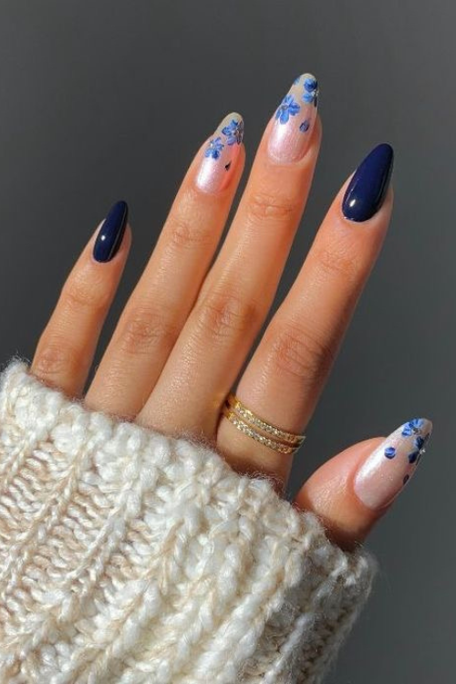 blue nails