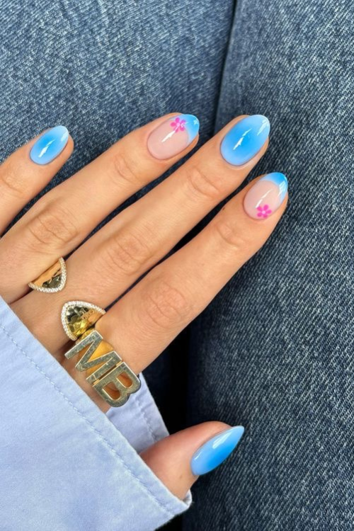 blue summer nails 